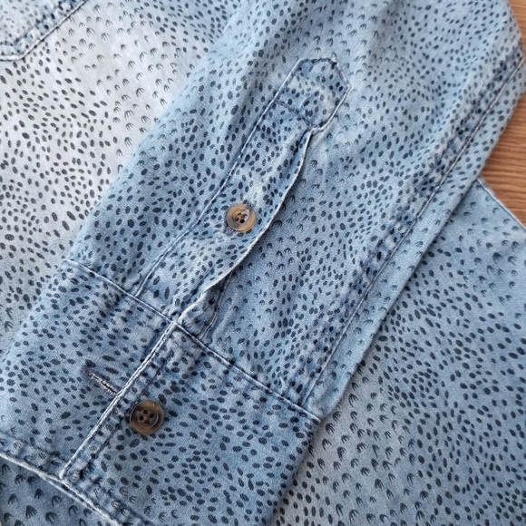 Vans light denim button down shirt size S - Picture 9 of 13